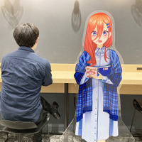 ライザ」の太ももに包まれたい！そんな夢を叶える「等身大立体太もも