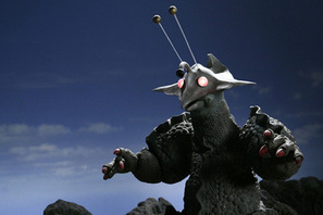 ギララの逆襲／洞爺湖サミット危機一発』作品情報 | cinemacafe.net