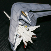 エースコンバット』コトブキヤ1/144「X-49 ナイトレーベン」プラモデル