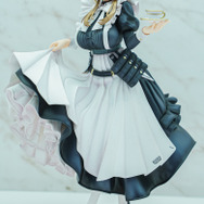 勝利の女神：NIKKE』が脅威の展示数！背中と美尻で魅せるセクシーな