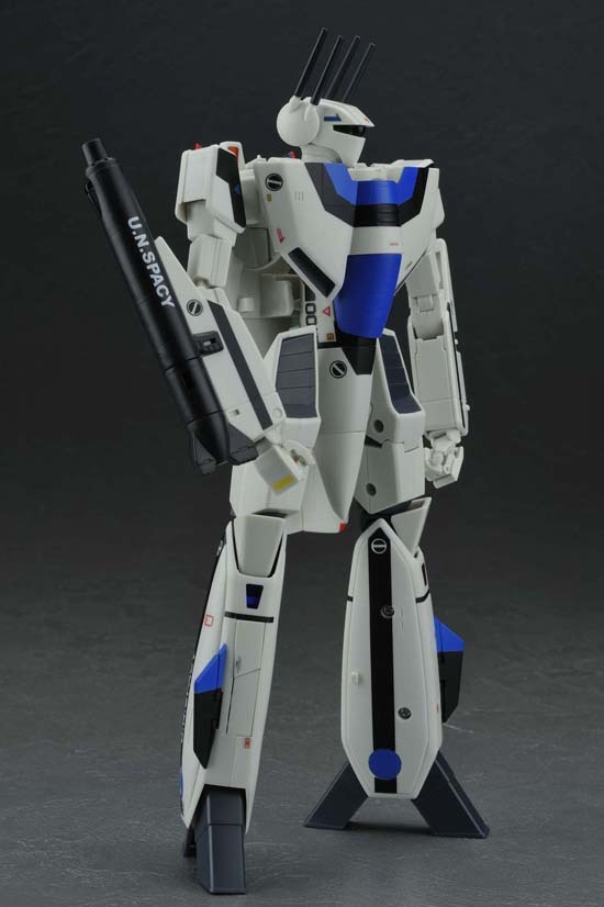 マクロス 1/60 完全変形 VF-1S マックス機｜ホビーの総合通販サイト