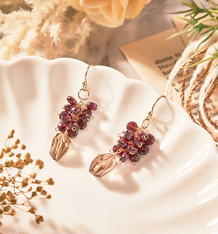 スモーキークォーツタンブル×コインガーネットふさふさピアス№5T-914