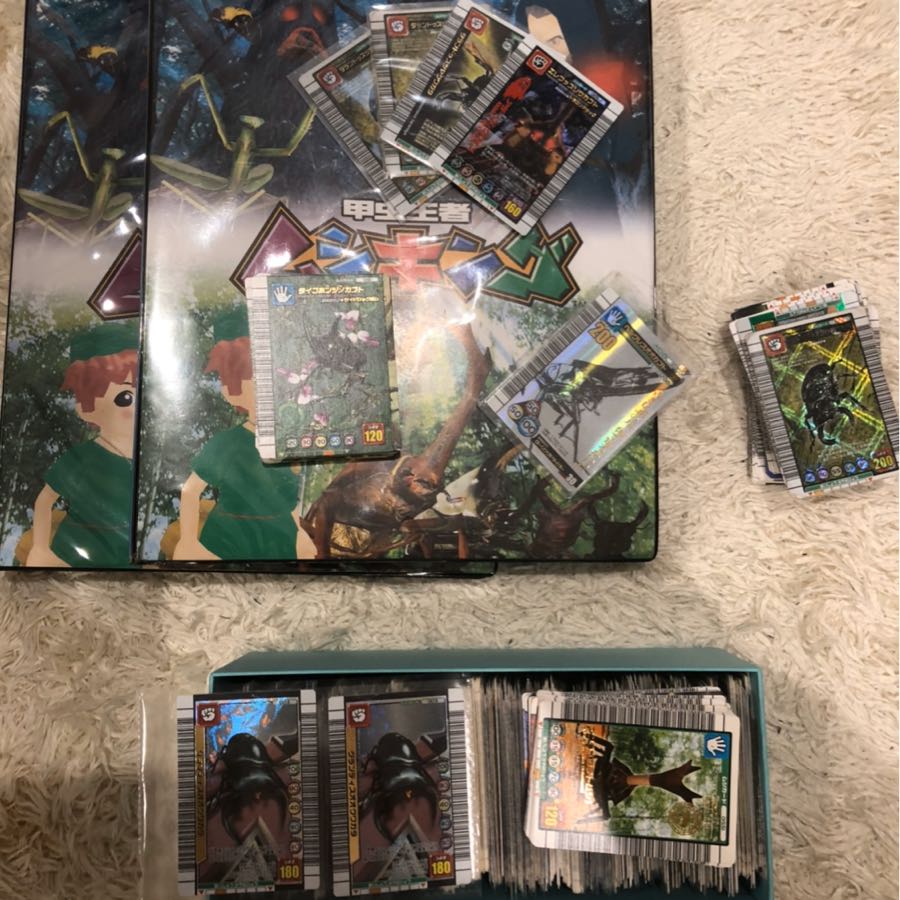 ムシキングカード キンレア50枚程とその他ファイルごと全部の通販 ネロ