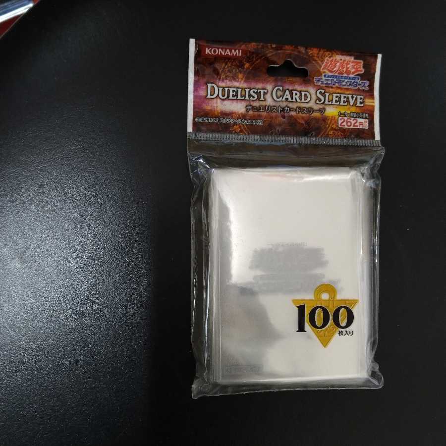 遊戯王 初期ロゴ スリーブ 透明 新品未開封 100枚入りの通販 Kodak