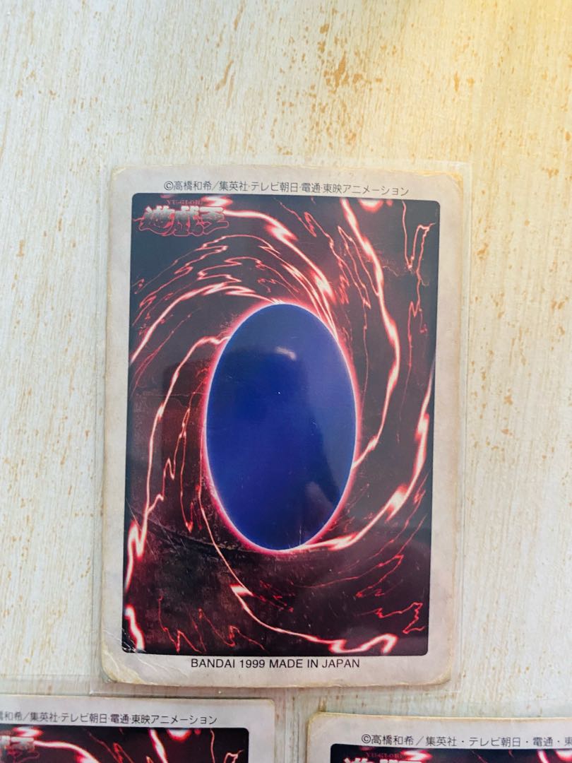 遊戯王 バンダイ版 青眼の白龍 ブルーアイズ 3枚 3枚の通販 城之内くん