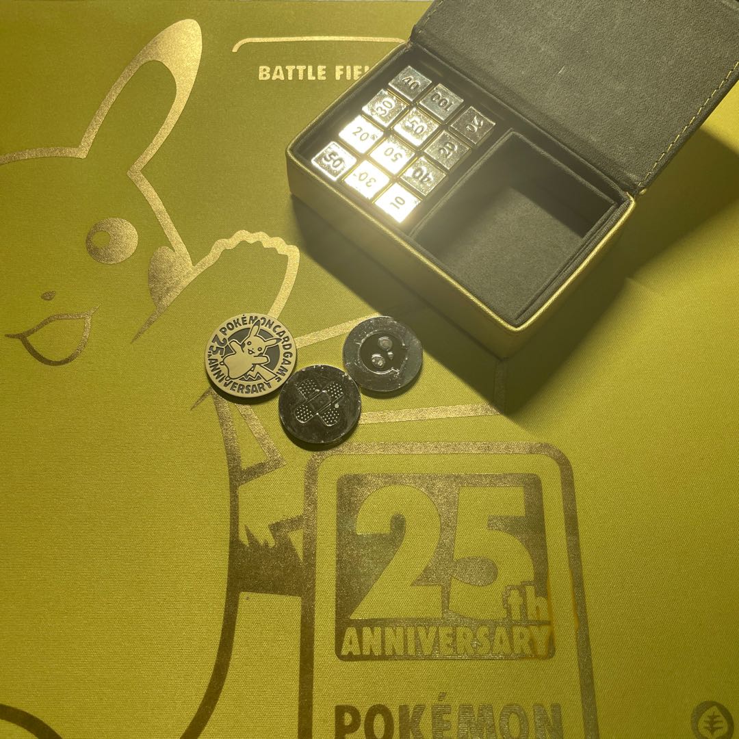 25th ANNIVERSARY GOLDENBOX BOX プレイマット、ダメカンケース