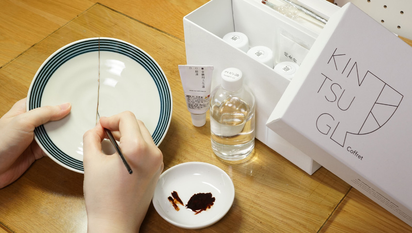 金継ぎコフレを使って、初めての金継ぎに挑戦してみました。｜ずっと