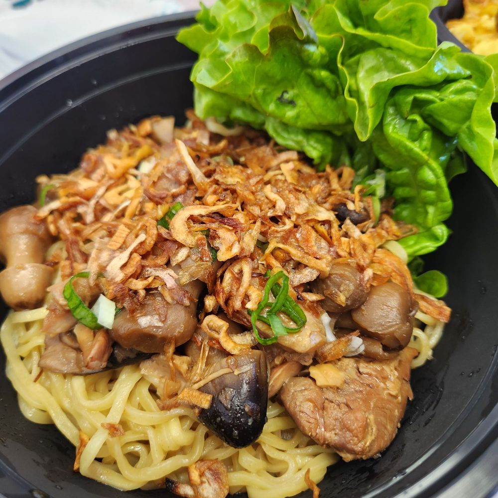 TOP 10 BEST Japanese Restaurant near Martin Drive, Milwaukee, WI