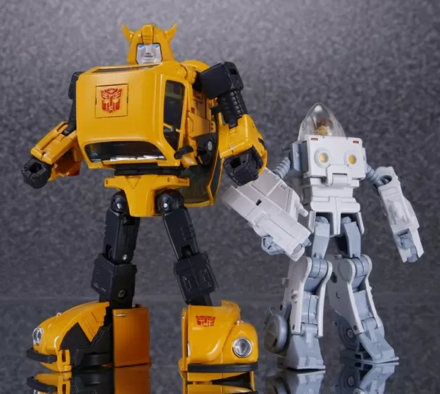 MP-21 Bumblebee and Spike in Exo-Suit | Masterpiece G1