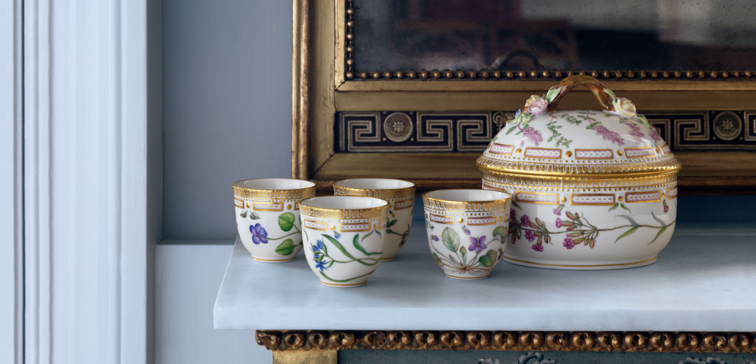 ロイヤル コペンハーゲン＞「フローラ ダニカ」の世界 | 三越伊勢丹