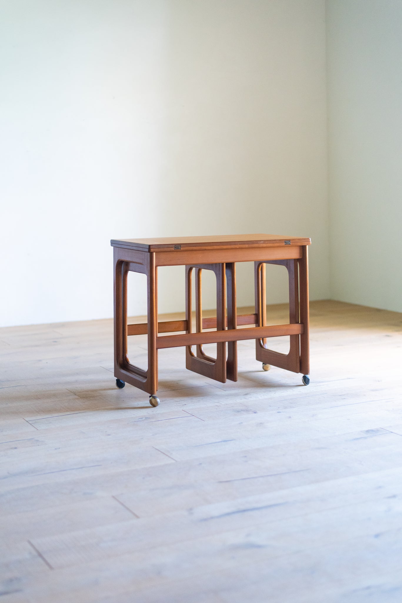 マッキントッシュ ネストテーブル / mcintosh nest tables #0389