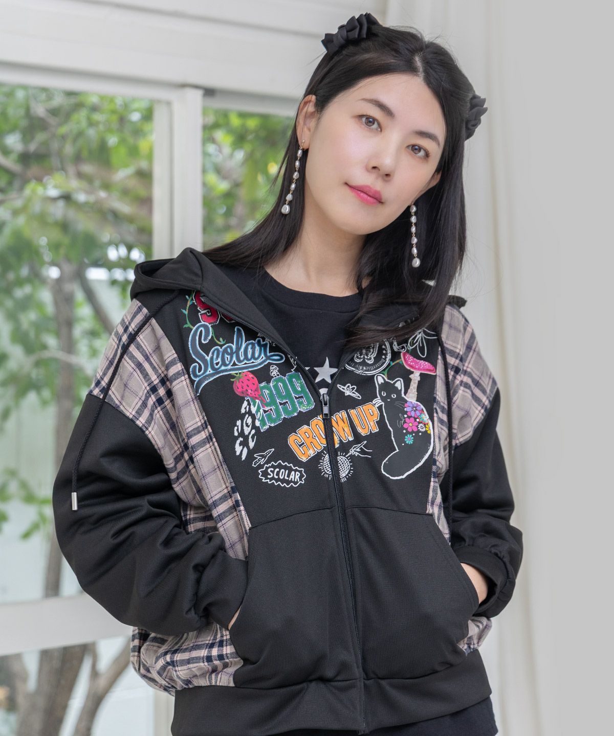 153653：POP・チェック柄切替パーカーの通販-ScoLar