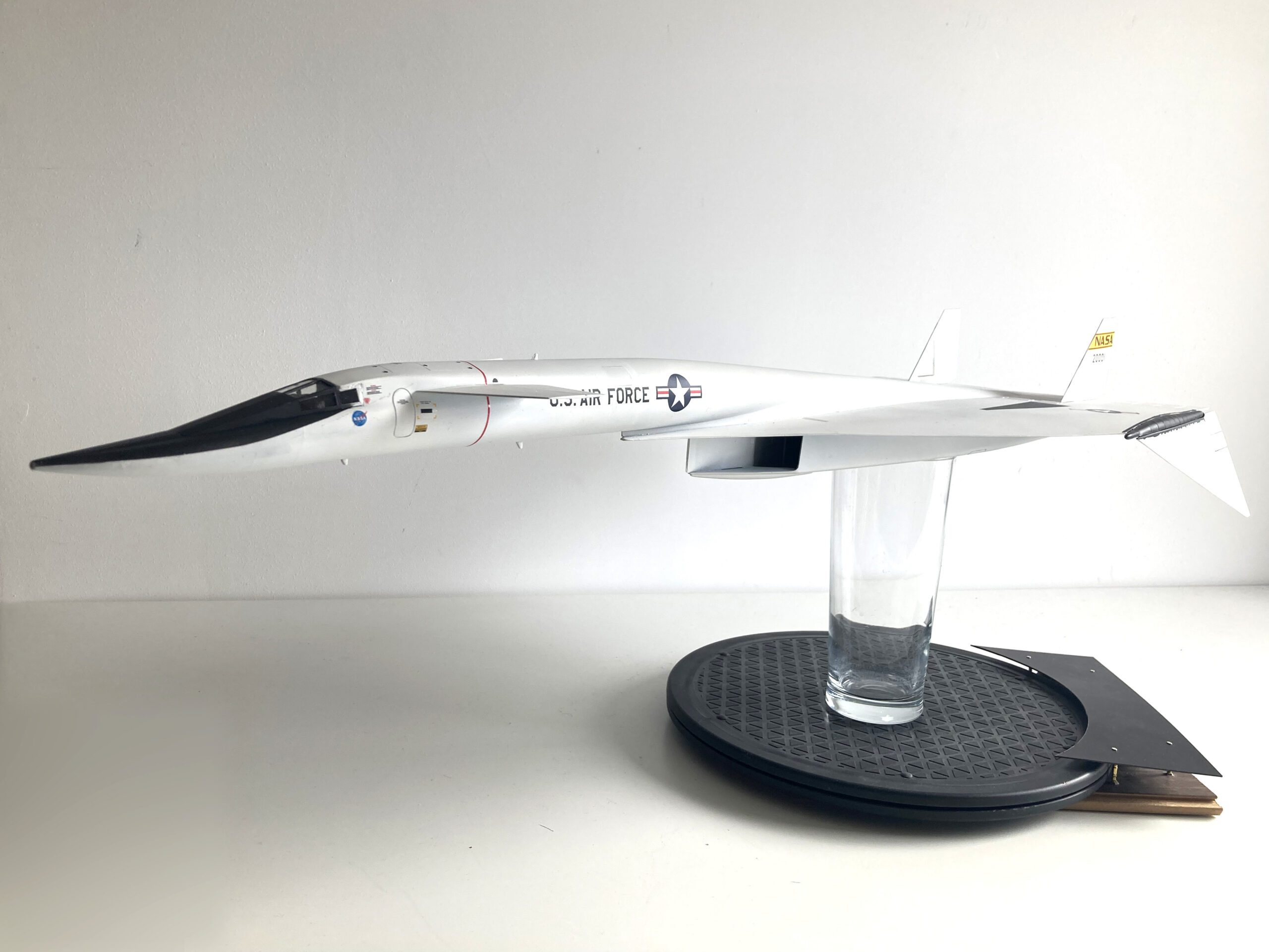 XB-70 Valkyrie | Scale model built by Colin Higton