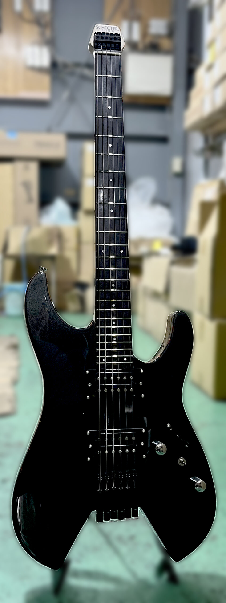 SPOTにOL-NV-HL/BKM、STWHが掲載されました | SCHECTER