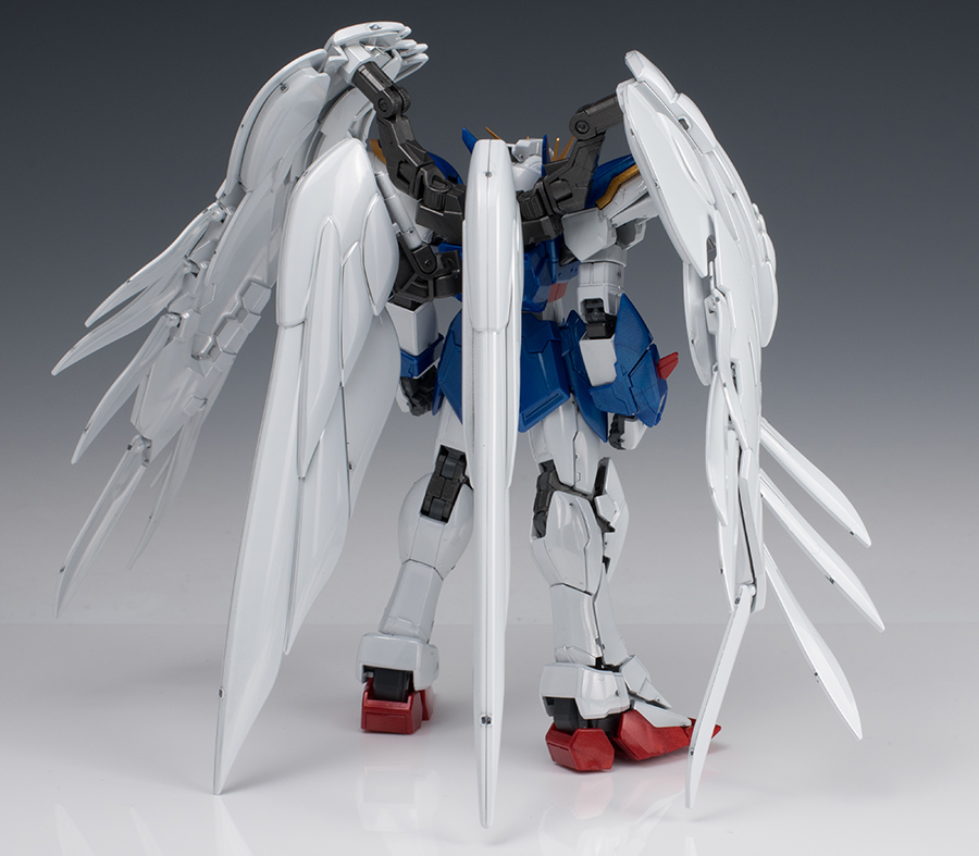 RG ウイングガンダムゼロEW ＆ ドライツバーク［チタニウム