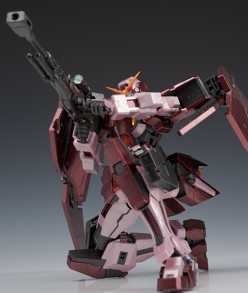 MG ガンダムデュナメス（トランザムモード）［メタリックグロス