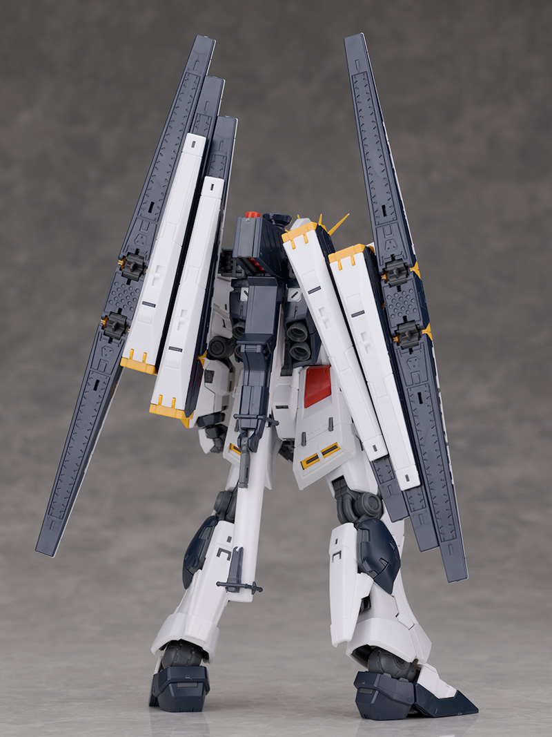 RG νガンダム（ダブル・フィン・ファンネル装備型） レビュー