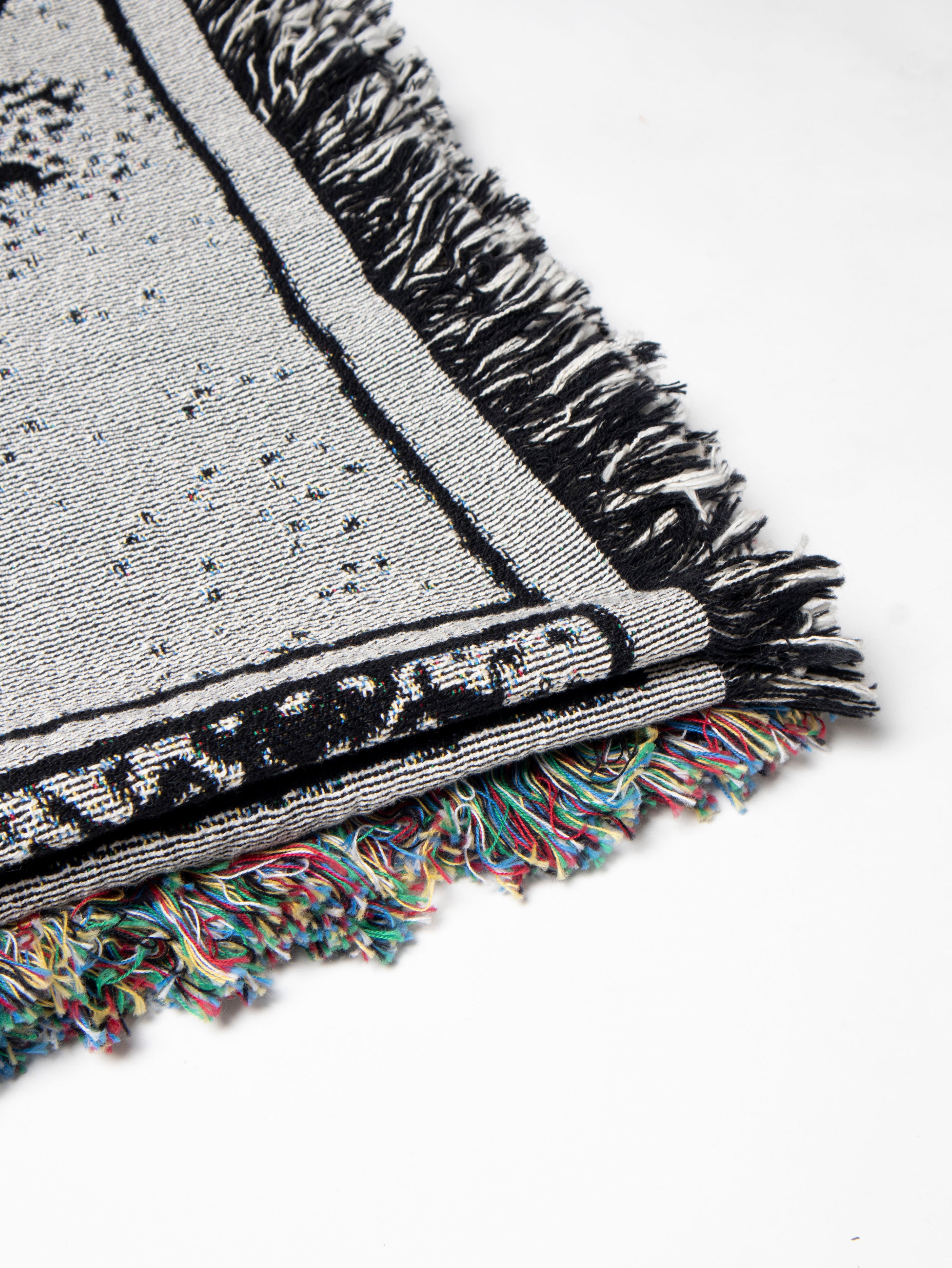 Kubrick Throw – SCRT