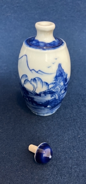 中国／鼻煙壺 染付山水|サムライオークション