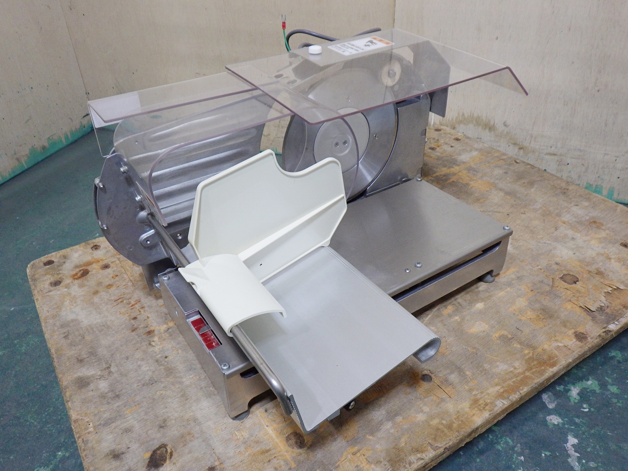 ﾊﾟﾝｽﾗｲｻｰ10 590*565*320