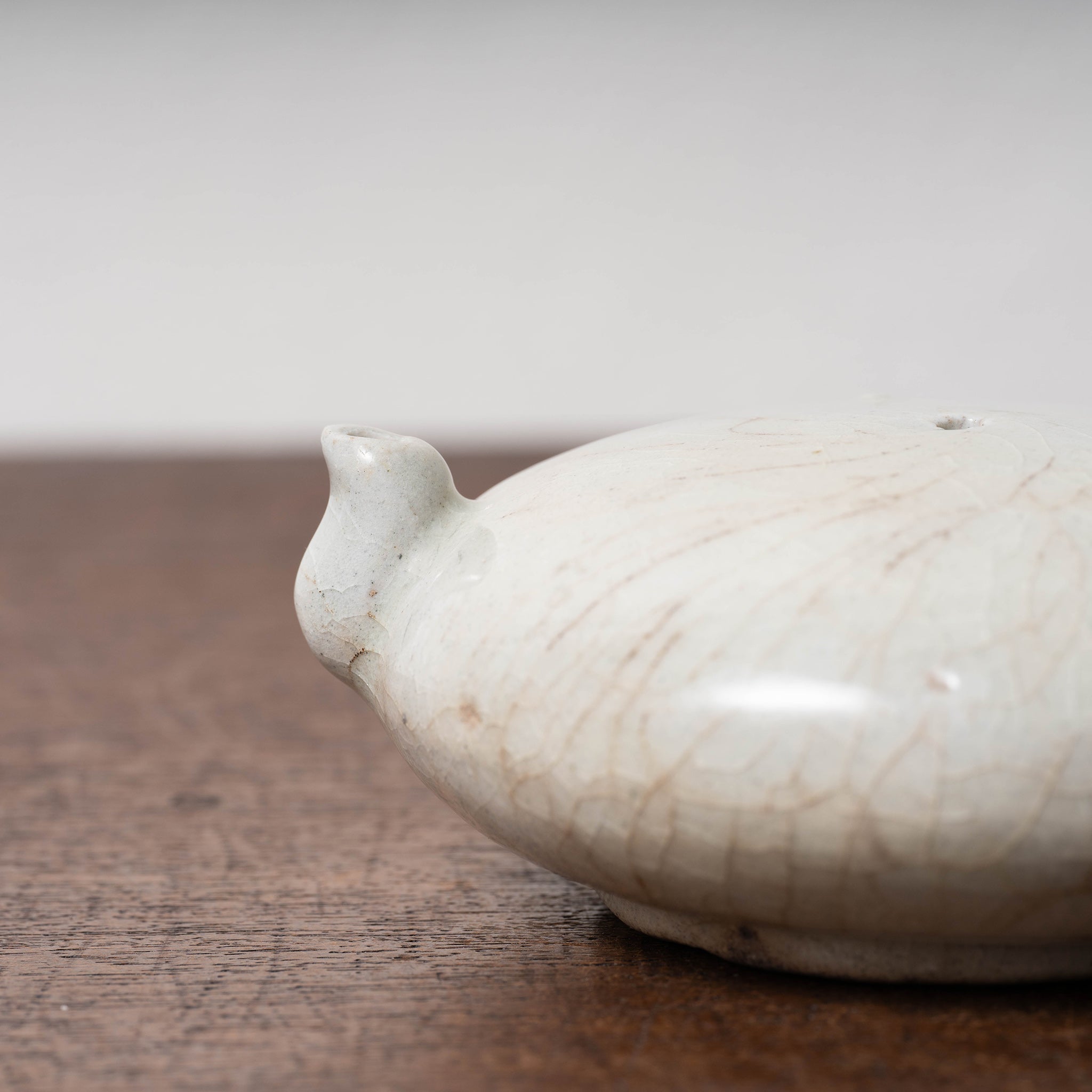 李朝 白磁丸形水滴 – 燦禾 SANKA