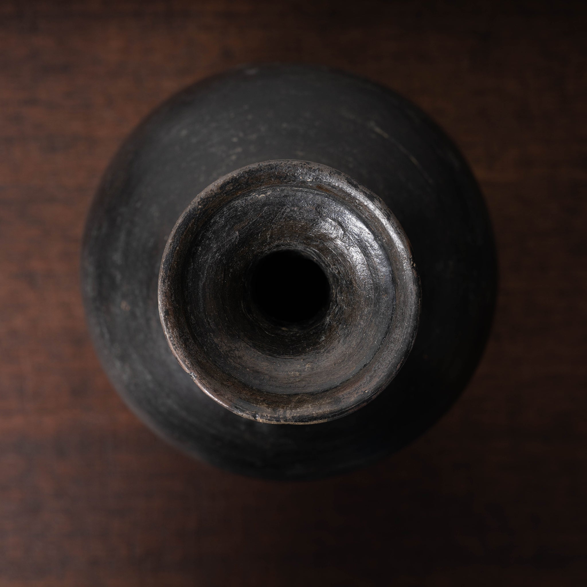 高麗 黒高麗弦紋瓶 – 燦禾 SANKA