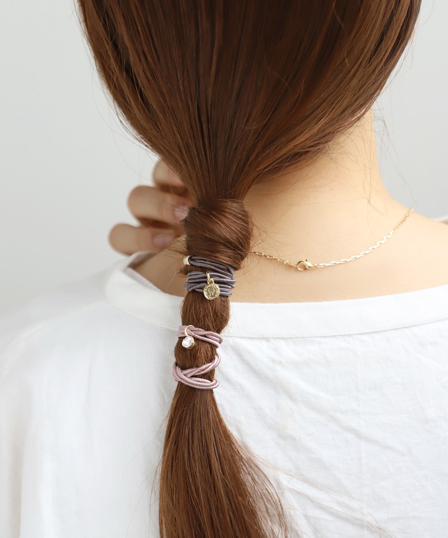 ANEMONE】コインとビジューのヘアゴム[2本セット]｜SANPO ONLINE