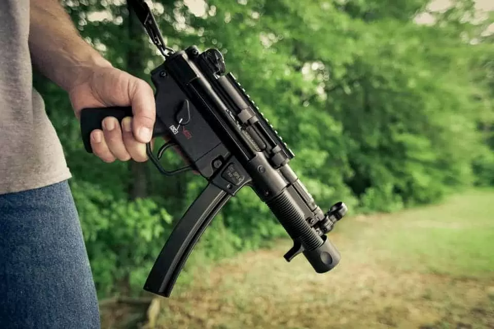 コンパクトは最強！おすすめのサブマシンガンのエアガン│サバテク