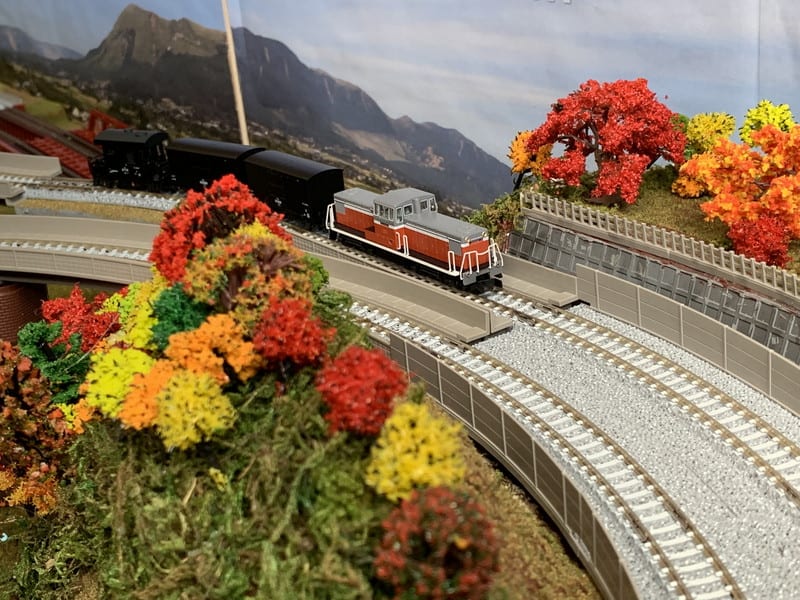 国鉄 DD13-300形ディーゼル機関車（一般型）TOMIX2227 入線 – 鉄道模型