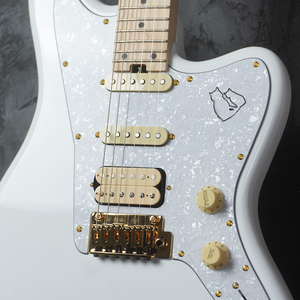 Seed Shinra – Haku – 沖聡次郎 モデル | Sago New Material Guitars