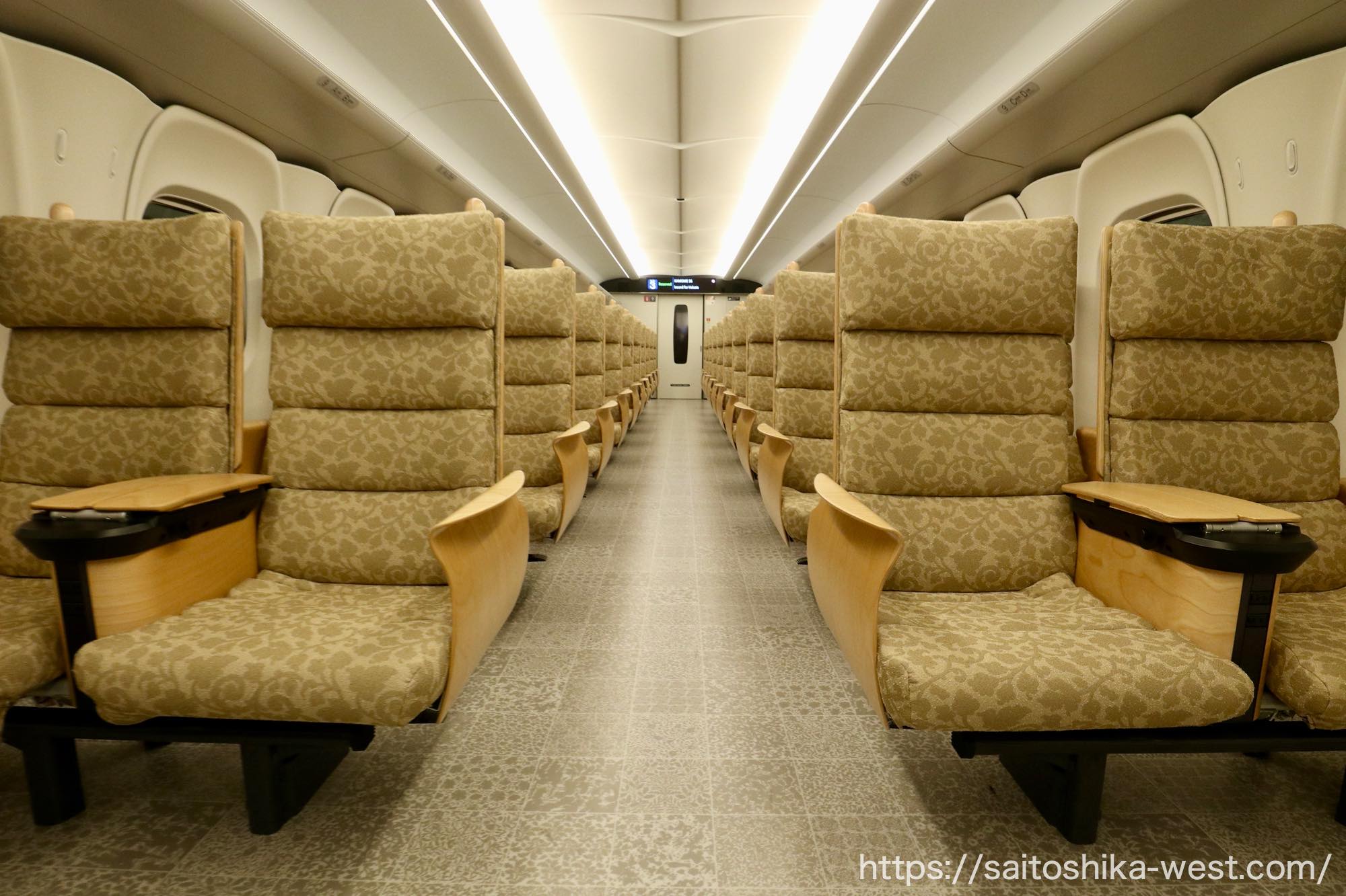 JR九州－西九州新幹線 N700S 8000番台（かもめ）指定席・自由席・車内