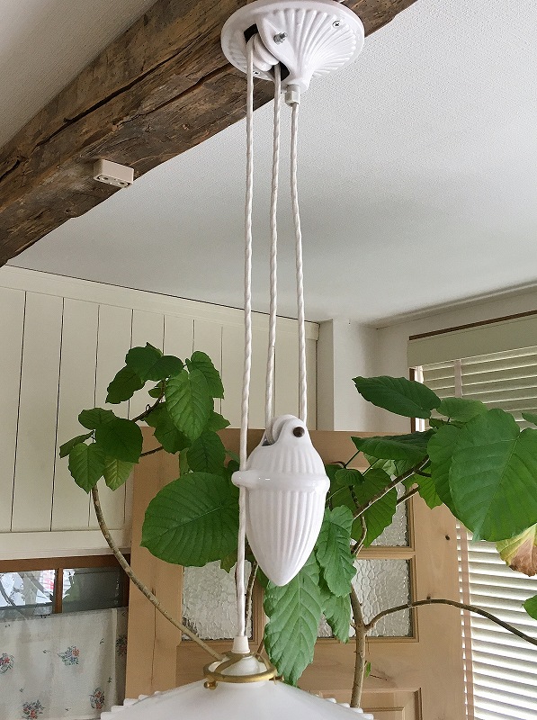 フランス滑車付ペンダントライトはかわいいアンティークネットショップ