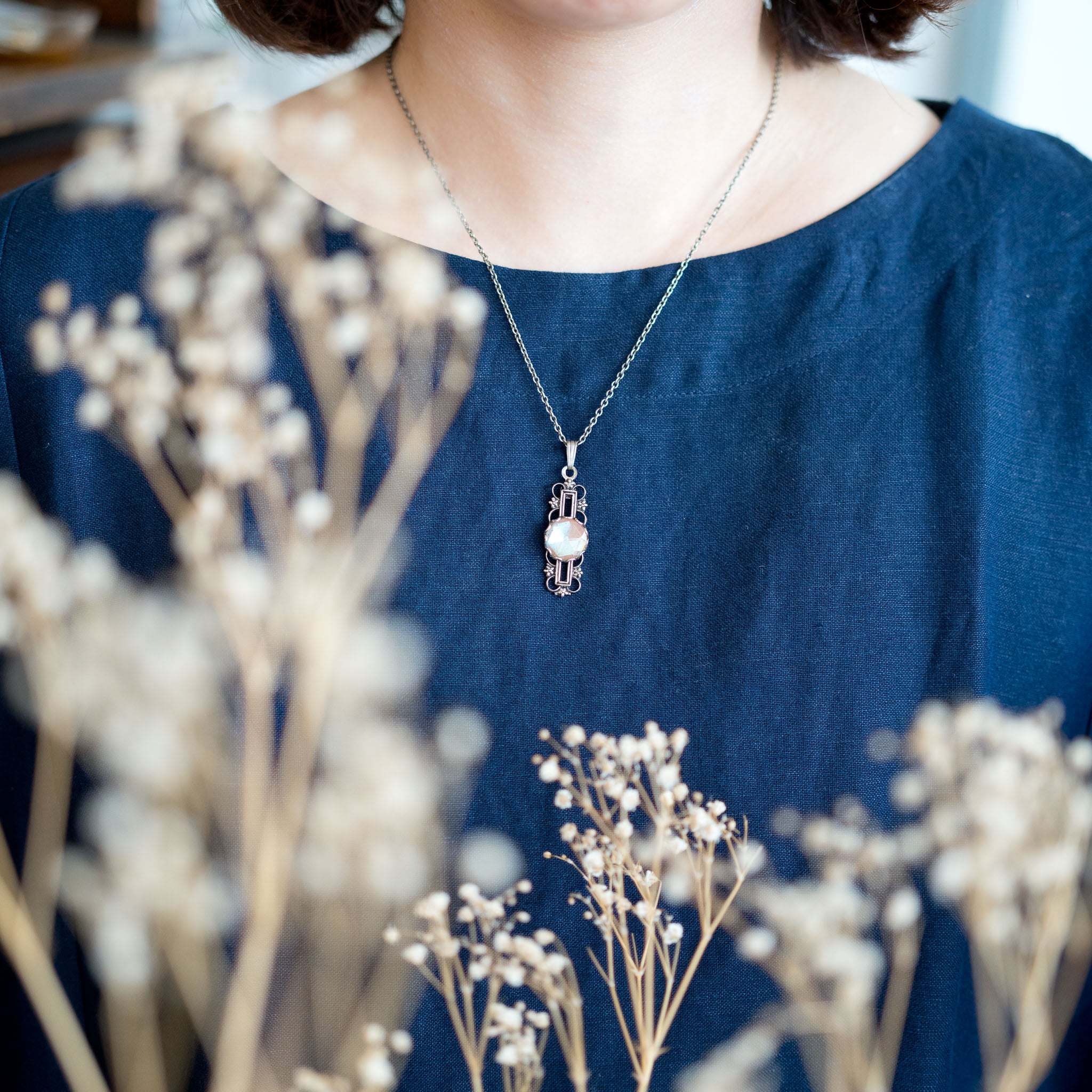 小花のアンティークサフィレットネックレス シルバーペンダント