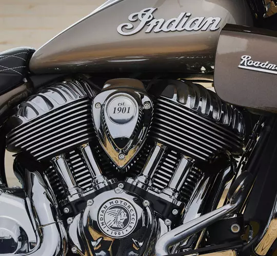 Roadmaster | インディアンモーターサイクル京都 正規販売店
