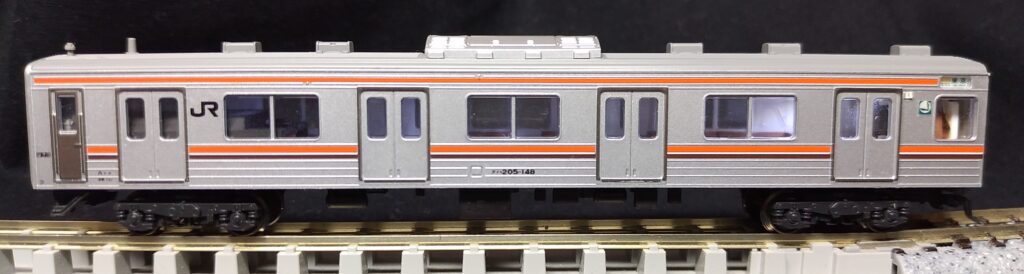 今回の展示品は KATO 10-446 205系（武蔵野線色）8両セットです（その
