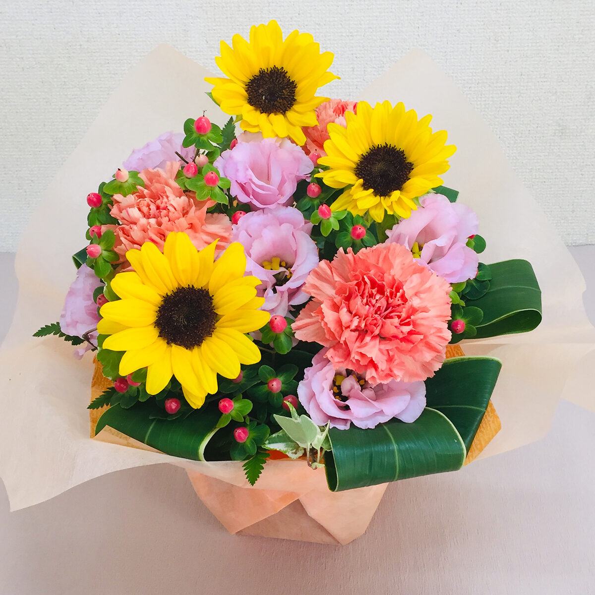 アレンジメント[ひまわり/ミックス] - 株式会社沢田花房