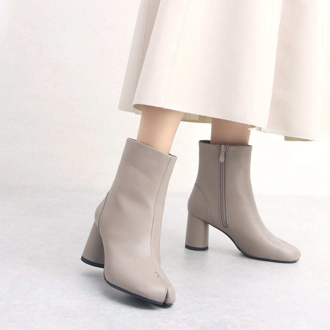 リバティードール LiBERTYDOLL 7cm円柱ヒール足袋ブーツ/9043