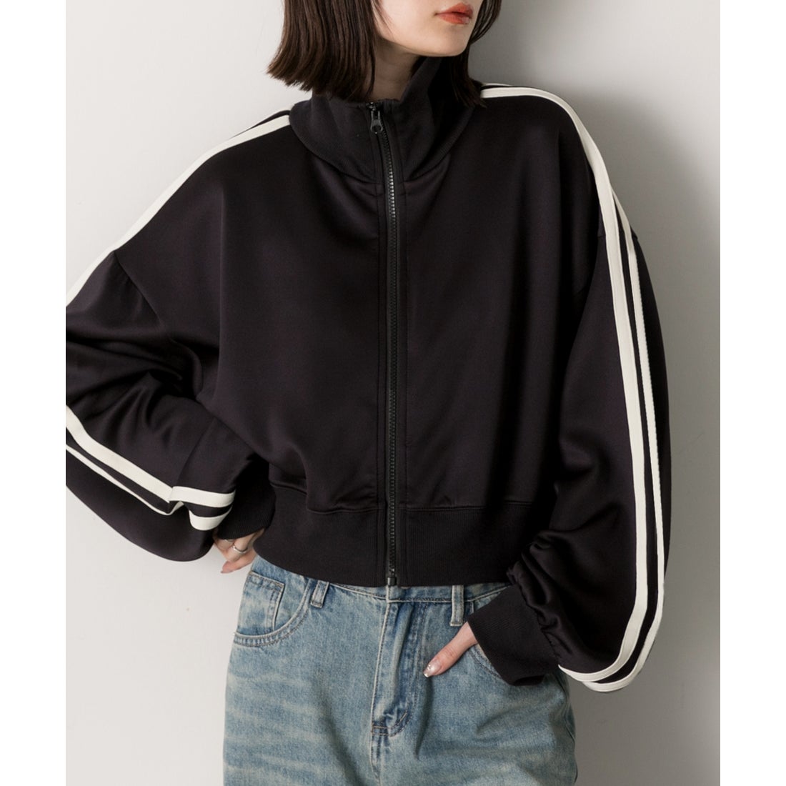 アドティエ ad thie 【2024AW新作】ショート丈 トラックジャケット