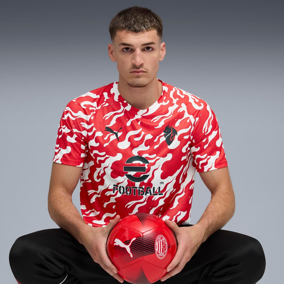 PUMA ACミラン 25/26 プレマッチ シャツ 半袖(レッド) 782388 2 代表