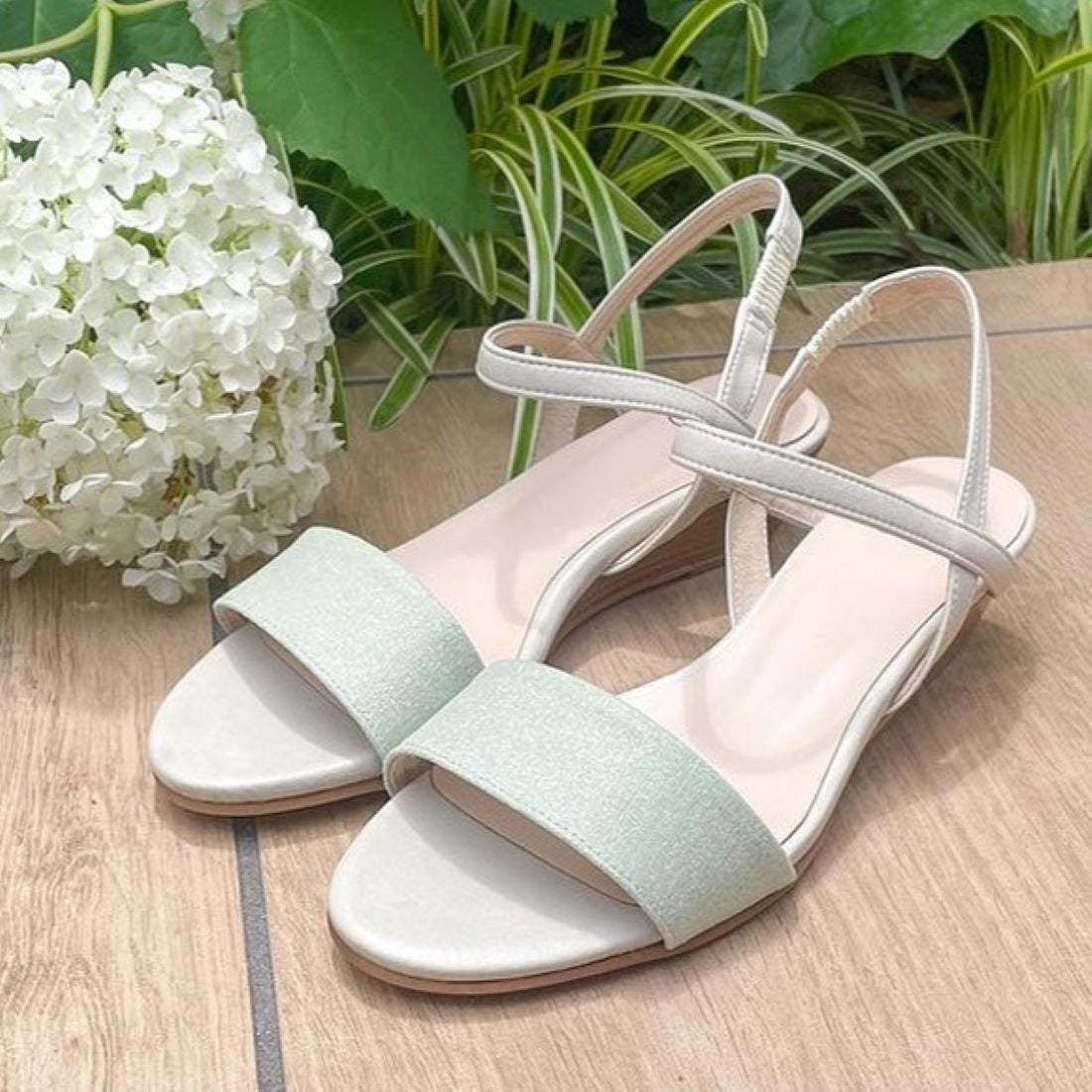 リズ ラフィーネ Riz raffinee ストラップウェッジソールサンダル