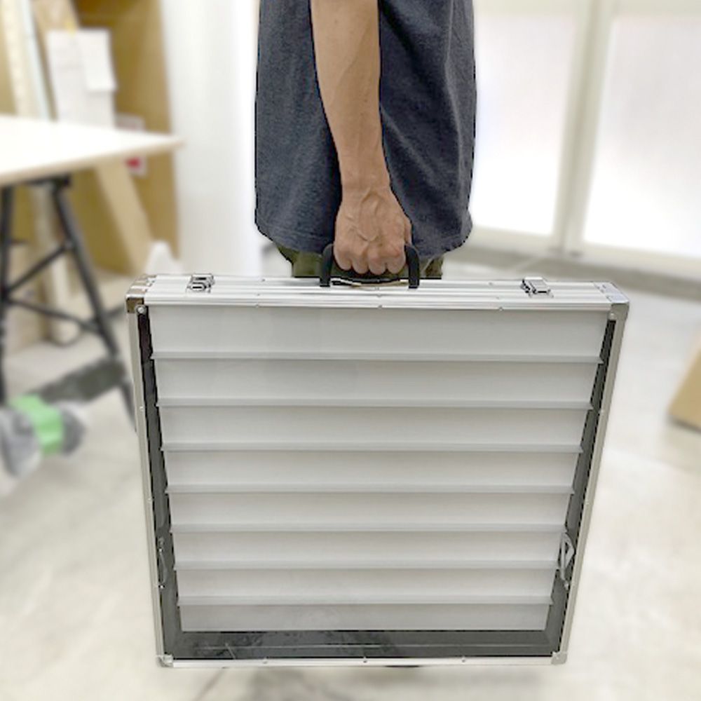 取っ手付きで持ち運び楽々！『イベント用トレカショーケース』 - 株式