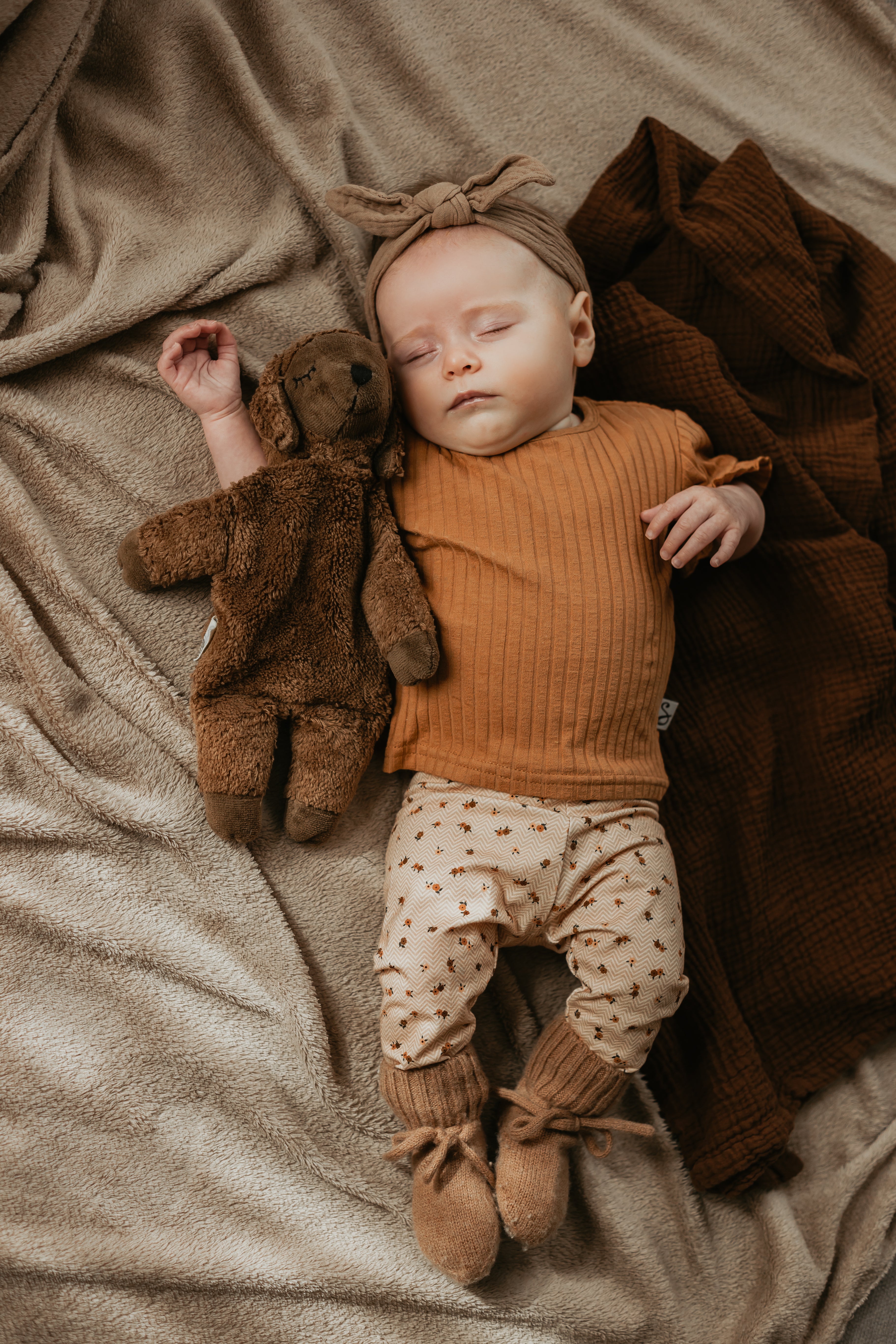 Cuddly Animal Sheep ブラウン (S)｜SENGER Naturwelt – SENGER