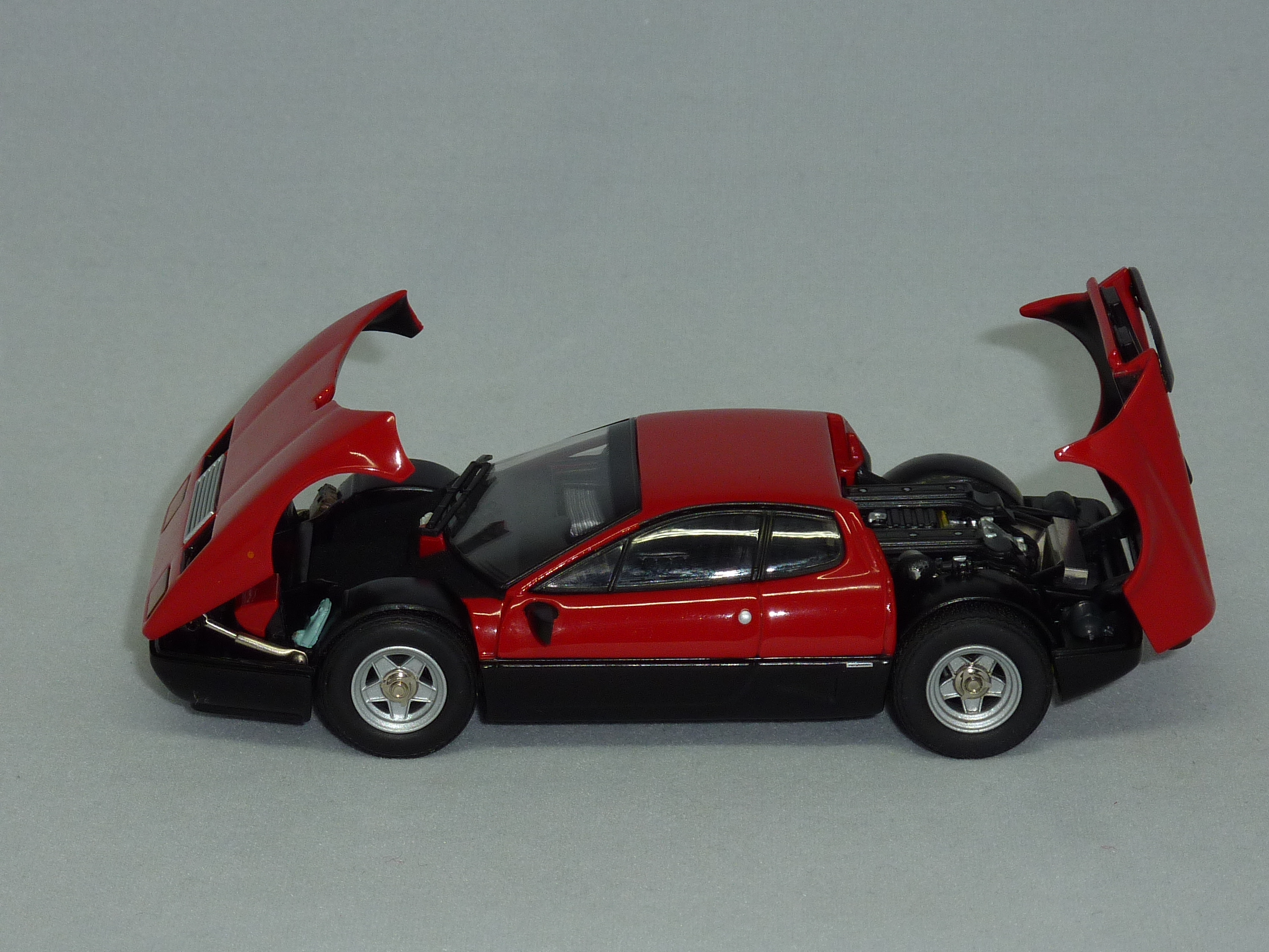 Ferrari 512 BB (Berlinetta Boxer) 1976 1/43