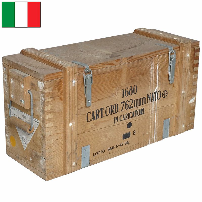 スイス Holzwerk rieder AG社 木製ミリタリーボックス。 スイス