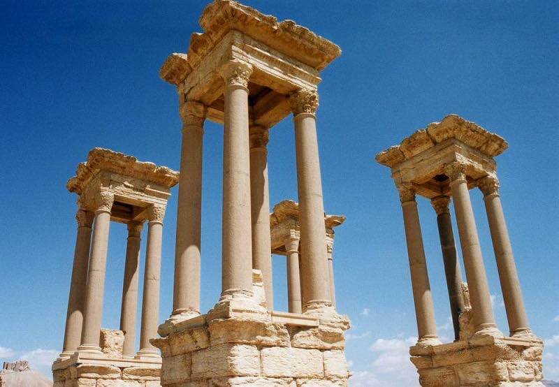 シリアの世界遺産「パルミラ遺跡」を独り占め！（内戦前の様子）