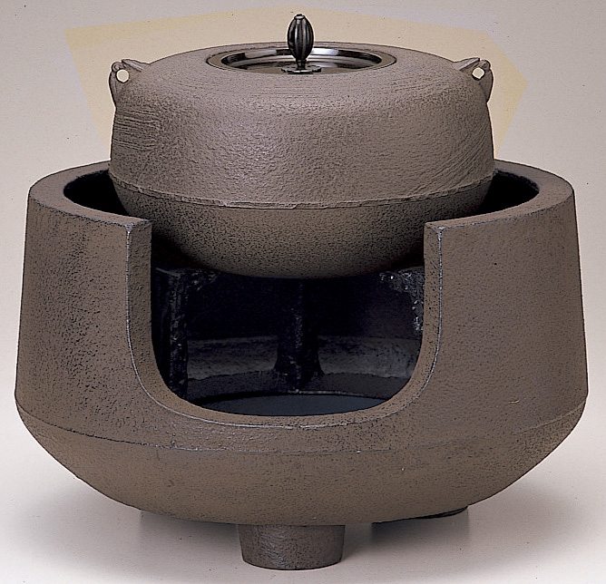 通販【茶道具】 鉄道安風炉 鉄 刷毛目姥口釜添 了々斎好写 3点揃