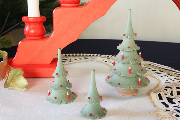 シュパンバウムFLクリスマスツリー金飾り6㎝ – ドイツ・ザイフェンの木