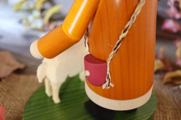 煙だし人形 グリムバートさん – ドイツ・ザイフェンの木のおもちゃ seiffen