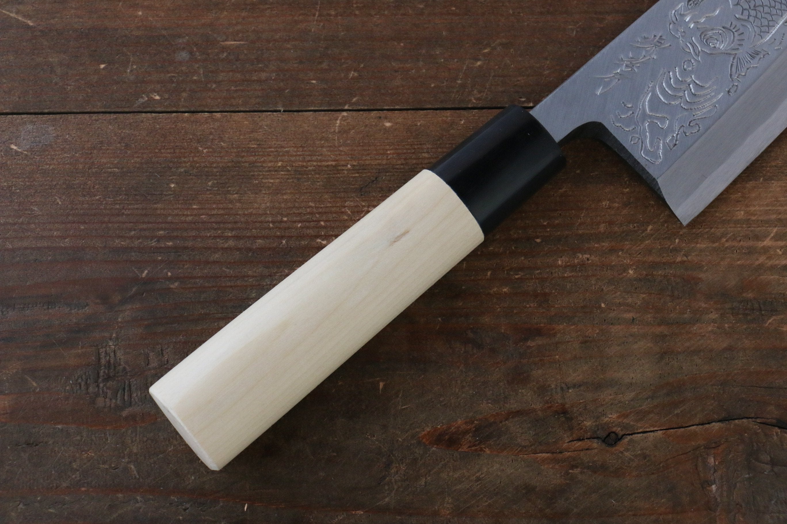 堺 孝行 霞研 白鋼 俎上の鯉の彫刻入り 出刃包丁 – 清助刃物 Japan