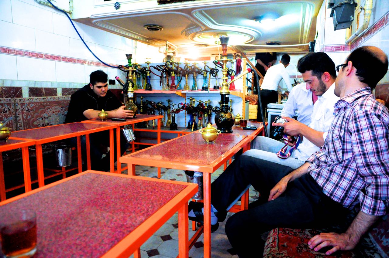 イランの「水タバコカフェ」に行ってみた（非喫煙者だけど）